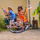 Offizielle Übergabe der Nestschaukel in Lobeda