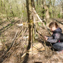 Waldprojekttage in Lobeda_Projektgruppe "Im Reich der Trolle" im Wald