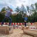 Social Day der Deutschen Bank auf dem Schulhof der UniverSaale Jena